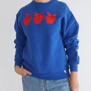 Vintage Russell Athletic Blue Three Apple Ribbon Applique Sweatshirt M